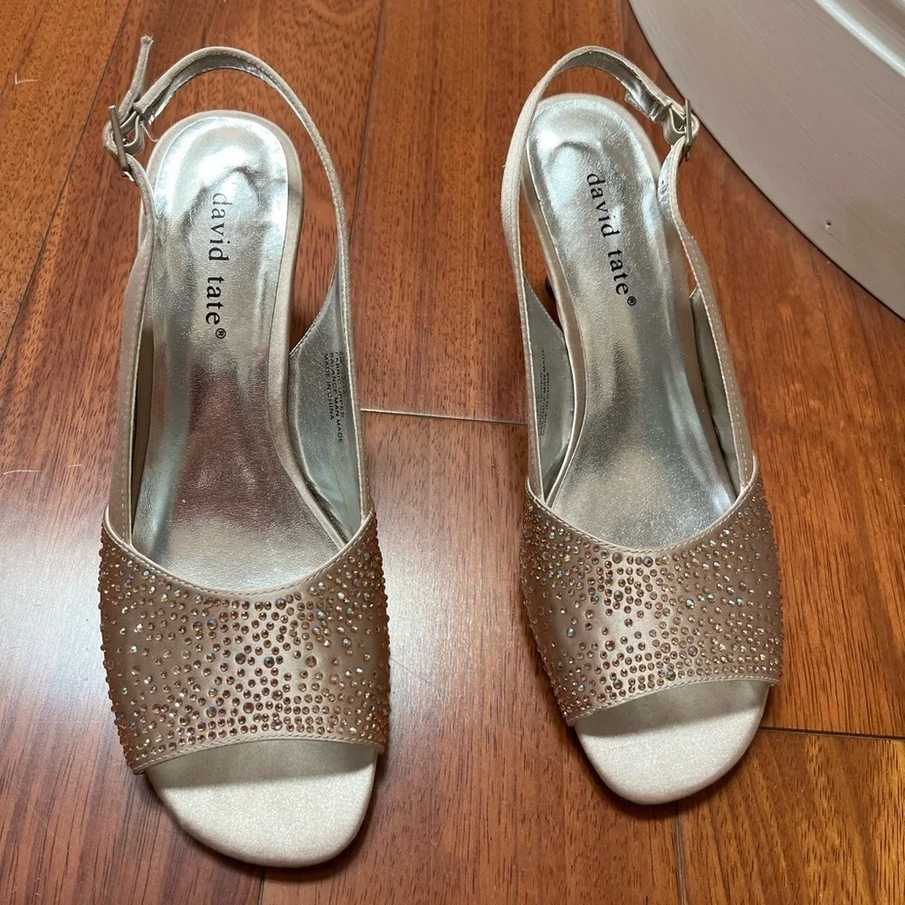 David Tate Champagne Woman’s Sandals Sparkle Low Heel Dress Formal Party Open 8 - Picture 2 of 10